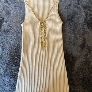 BELLDINI SWEATER TANK TOP V NECK